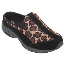 Brand new โญ Easy-Spirit ๐ฉ Womens Easy Spirit Traveltime 381 Clogs โค๏ธ